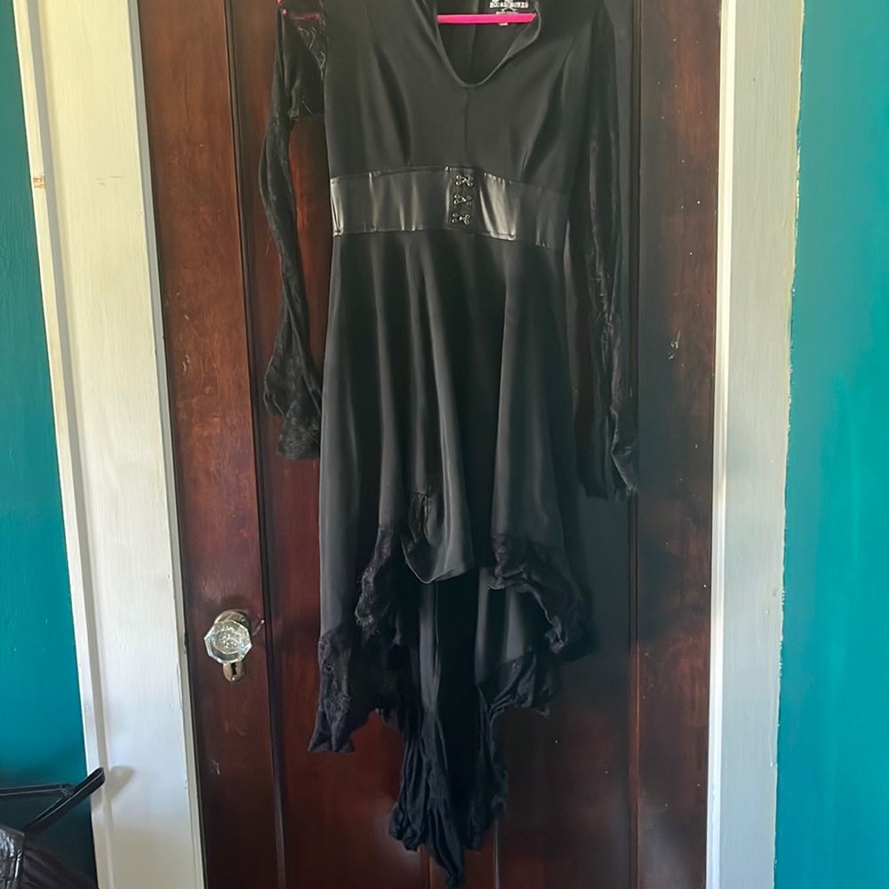 Black dress bundle/Royalbones/hot topic/akira top.